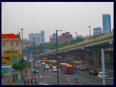 Highway near Hazhu Square.